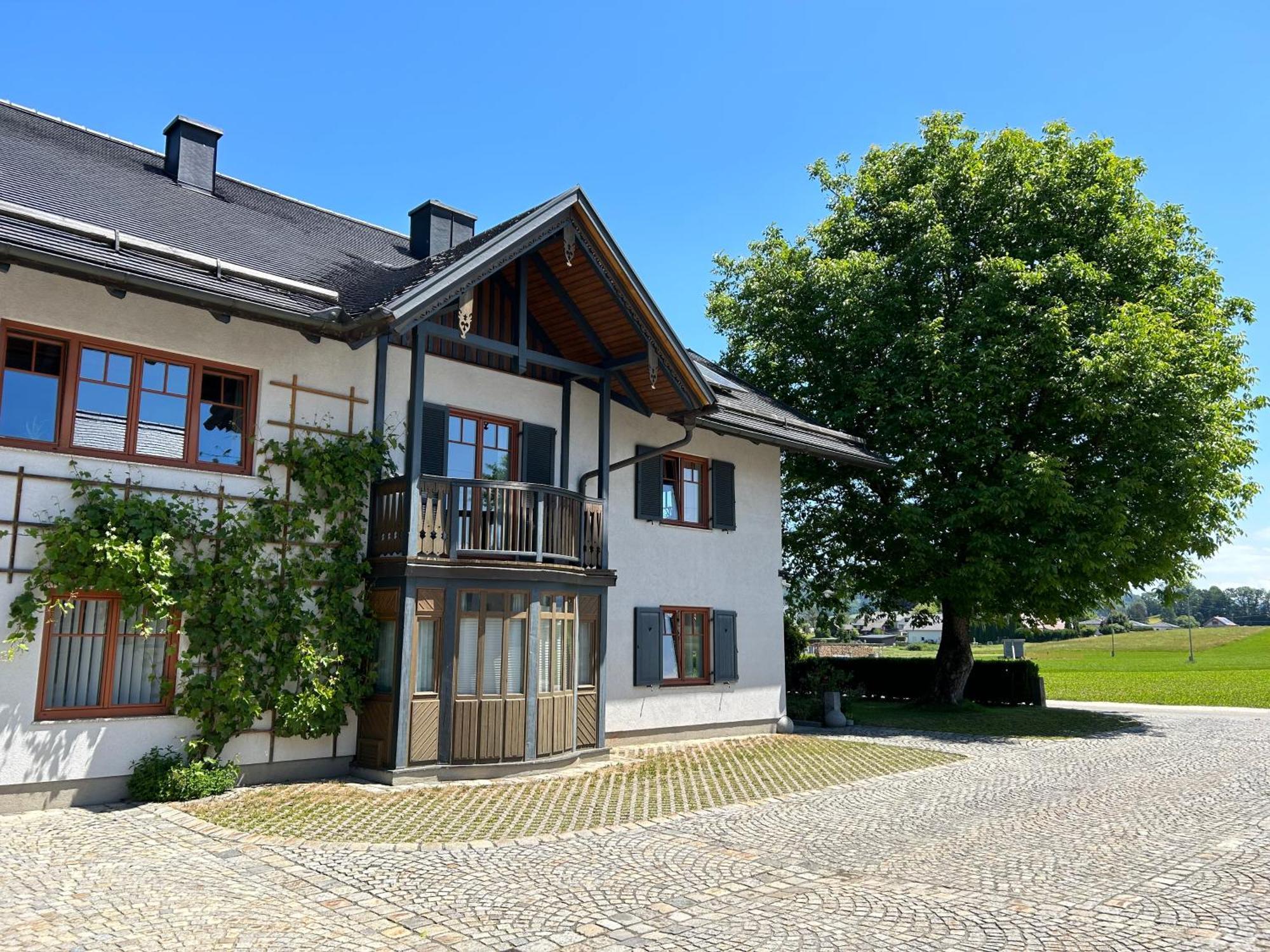 Traumhaft Grosse Ferienwohnung Naehe Attersee Sankt Georgen im Attergau Exteriör bild